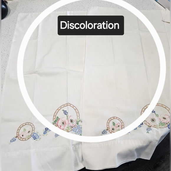 Hand Embroidered 2 Standard Size Vintage Pillowcases Floral Flowers *Read* - Picture 7 of 12